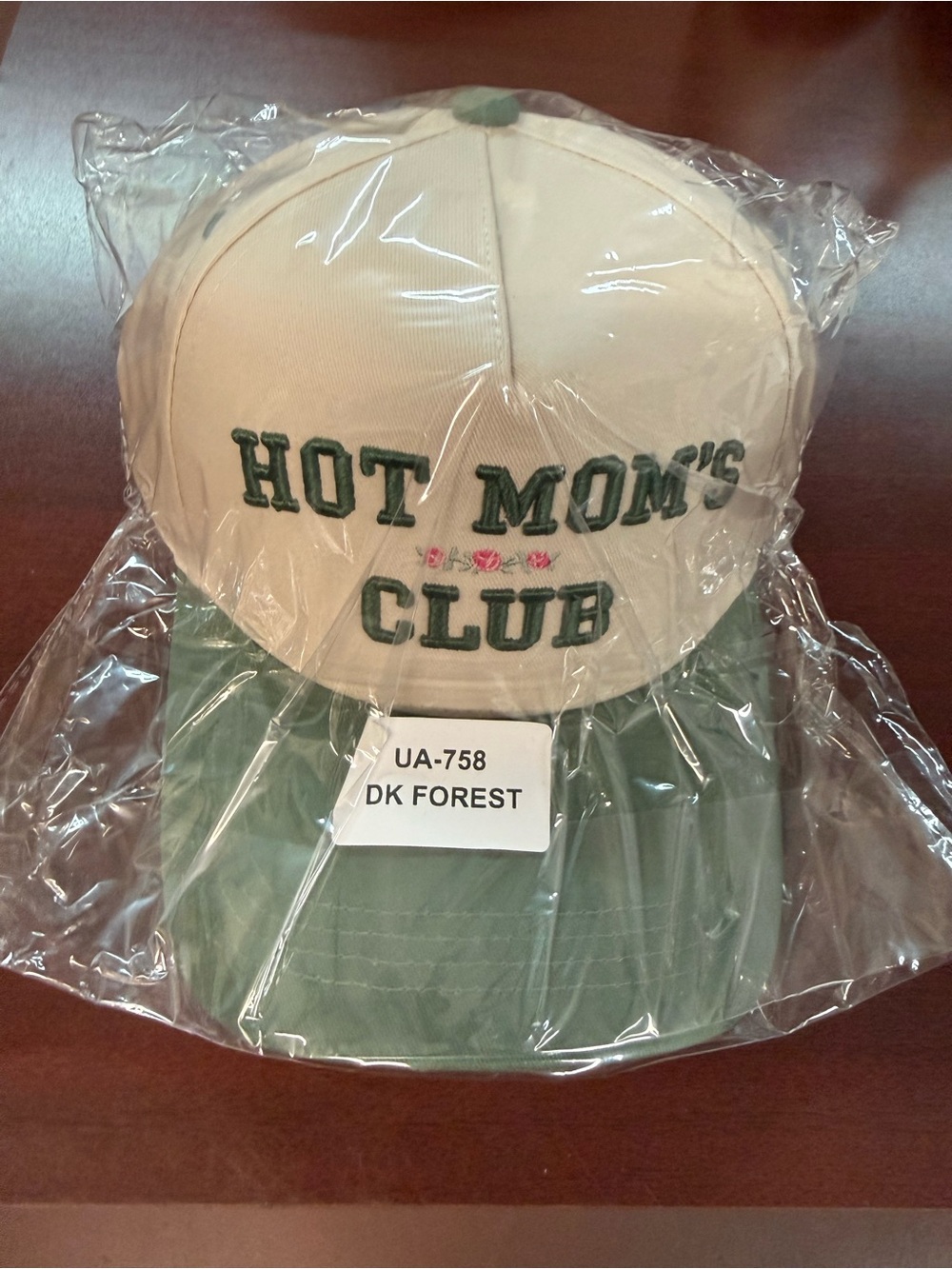 Zenana Outfitters 'Hot Mom's Club' Cream & Dark Green Baseball Cap
